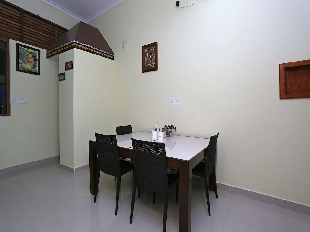 OYO 9263 Home Breezy 2 BHK Stuart Hill