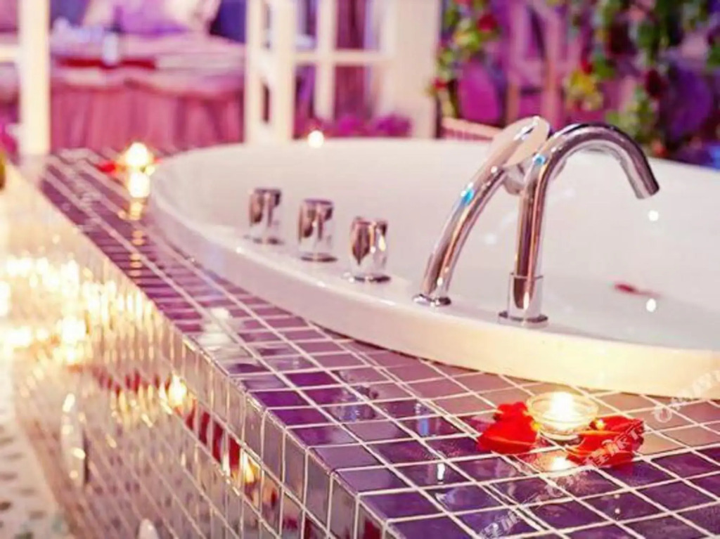 Wan'ai Love Theme Hotel (Guangzhou Conghua)