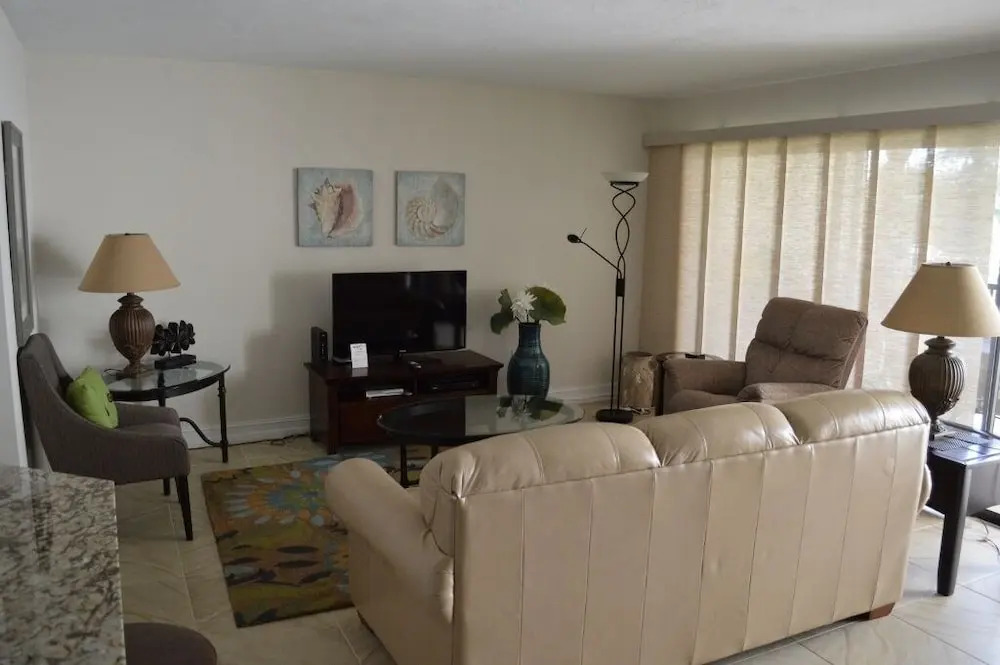 Midnight Cove Ii 724f - Great Rental With Pool View! 2 Bedroom Condo