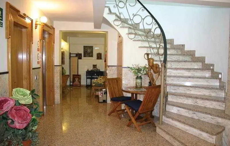 Hostal Carel