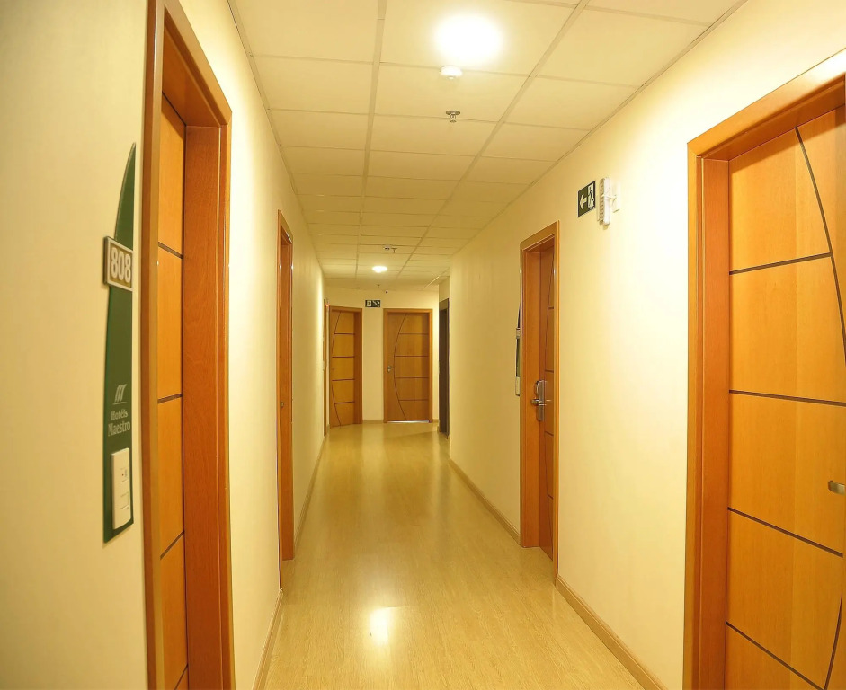 Hotel Maestro Premium Cascavel