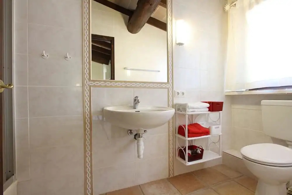 Villa - 4 Bedrooms with Pool - 103187