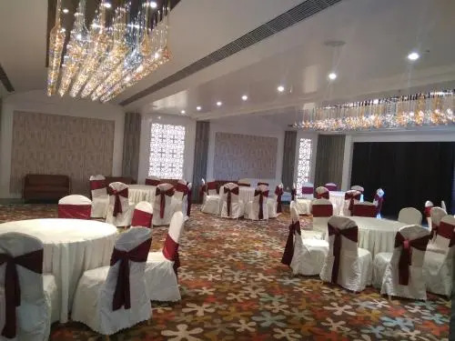 KL7 Hotel & Banquets