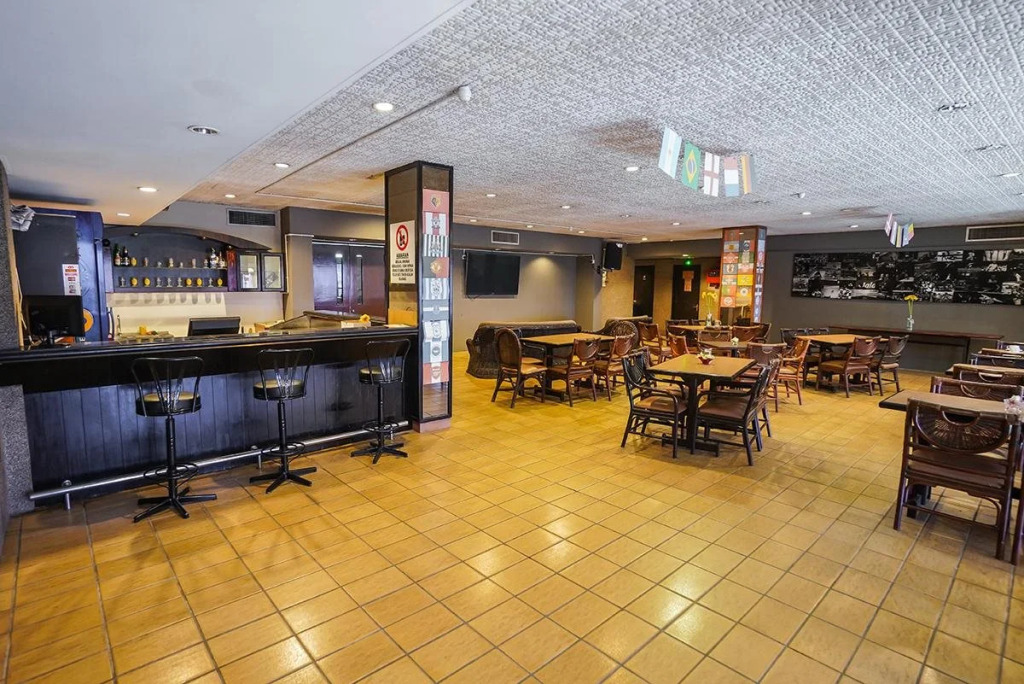 Lodge 18 Hotel