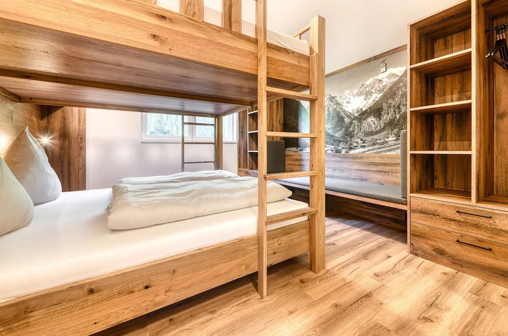 Brandnerhus Nr 22 - Balkon 4-zimmer Ferienwohnung