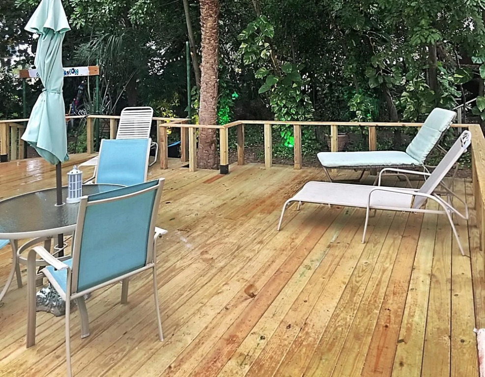 Treasure Island Beach Retreat Sleeps Up To 8