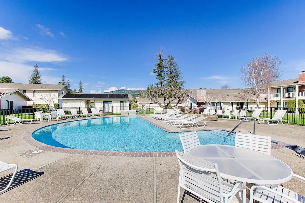 2-Bedroom Condo Near Trails #SILV374P