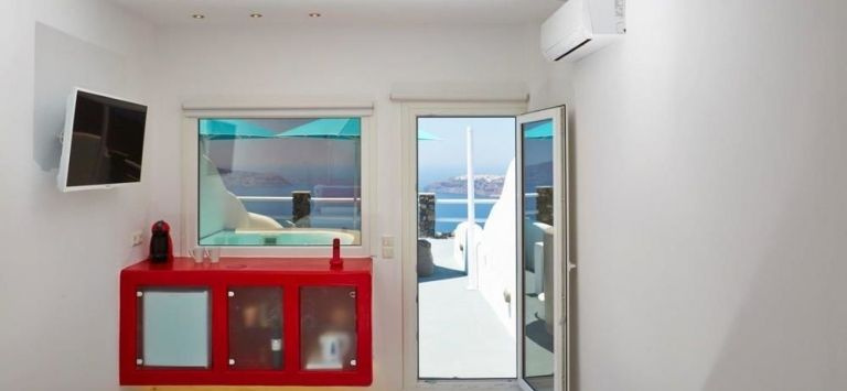 Adore Santorini