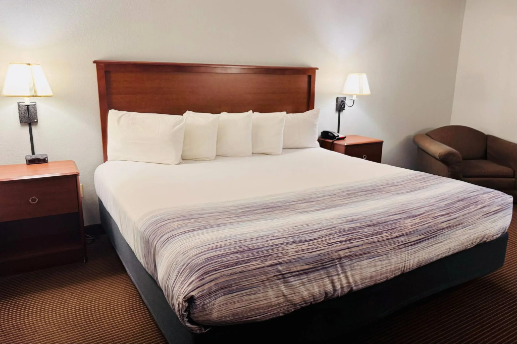 AmericInn by Wyndham Stillwater