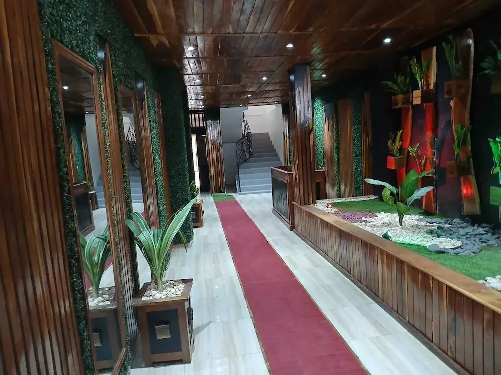 Touraco Suite Hôtel Business