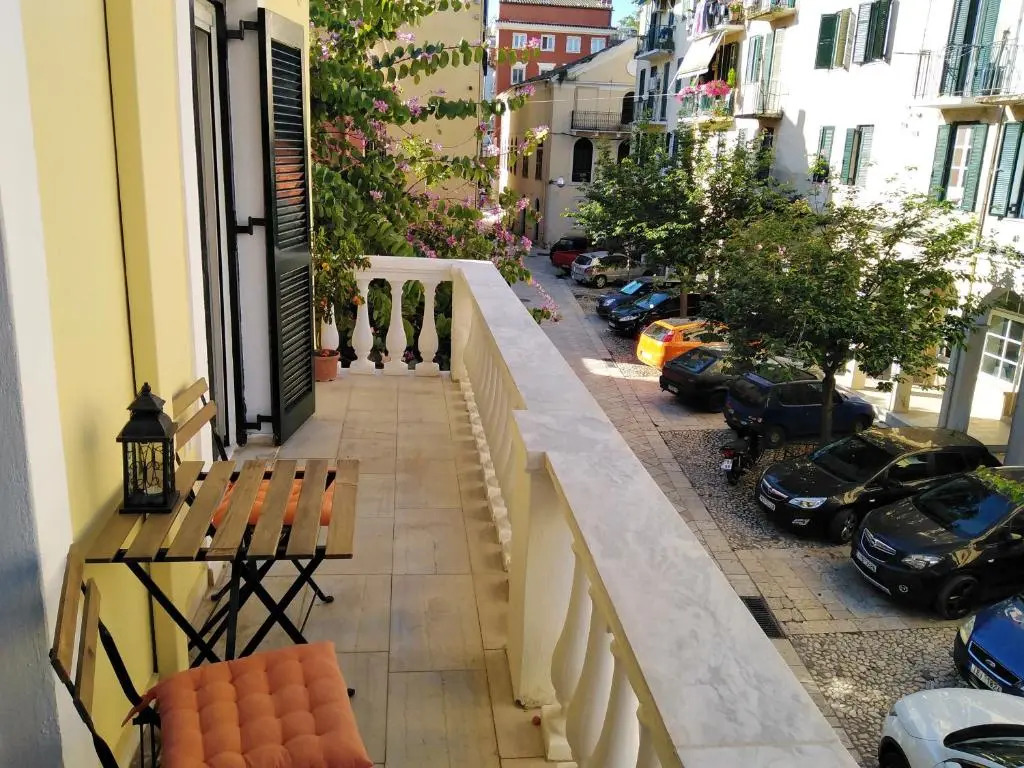 Old Town Apartment