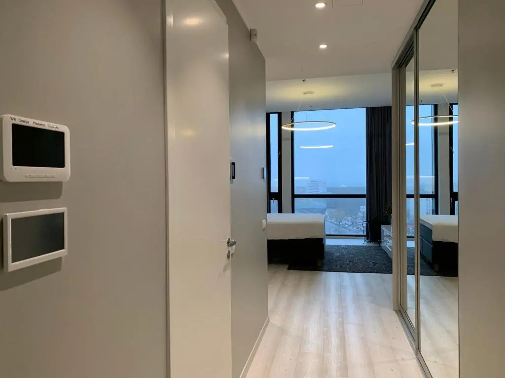 Orange Apartments Tower & Free Parking
