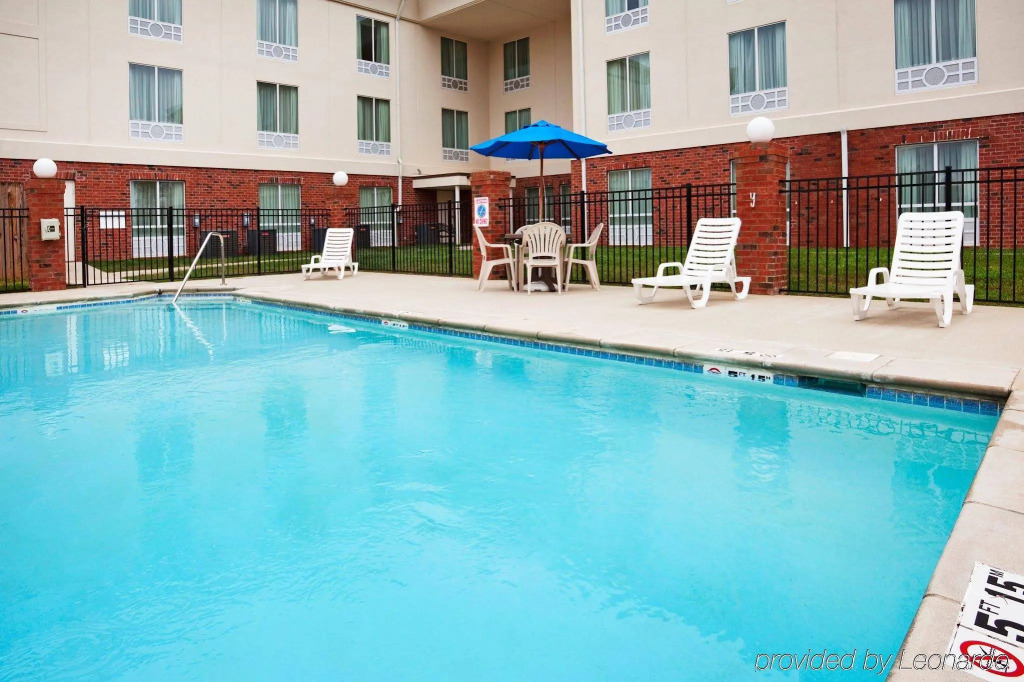 Holiday Inn Express White House by IHG