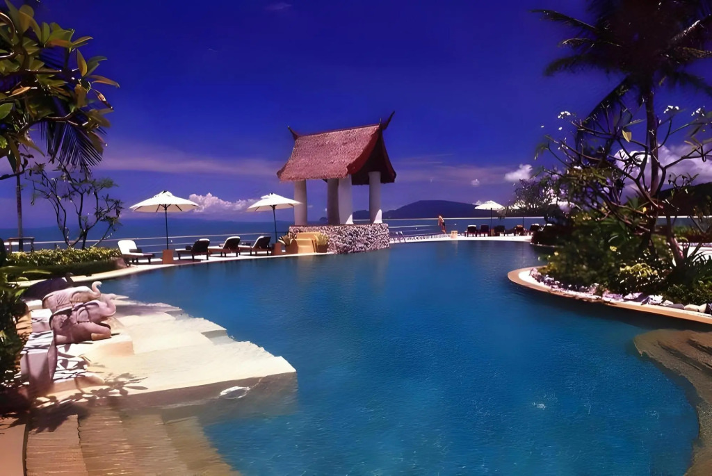 Racha Kiri Resort and Spa Khanom