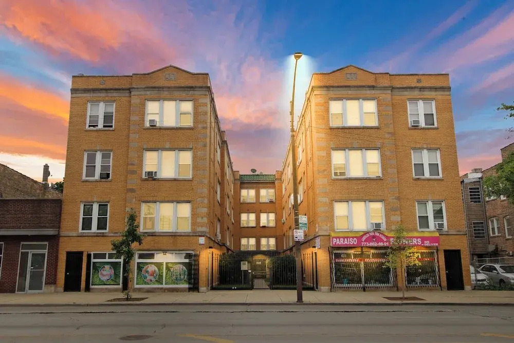 Inviting 2BR Apt - Fullerton 1B