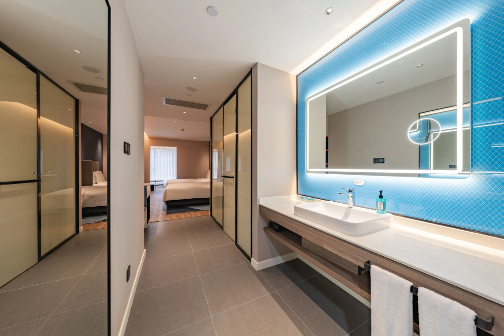 Holiday Inn Express Shanghai Expo Centre by IHG