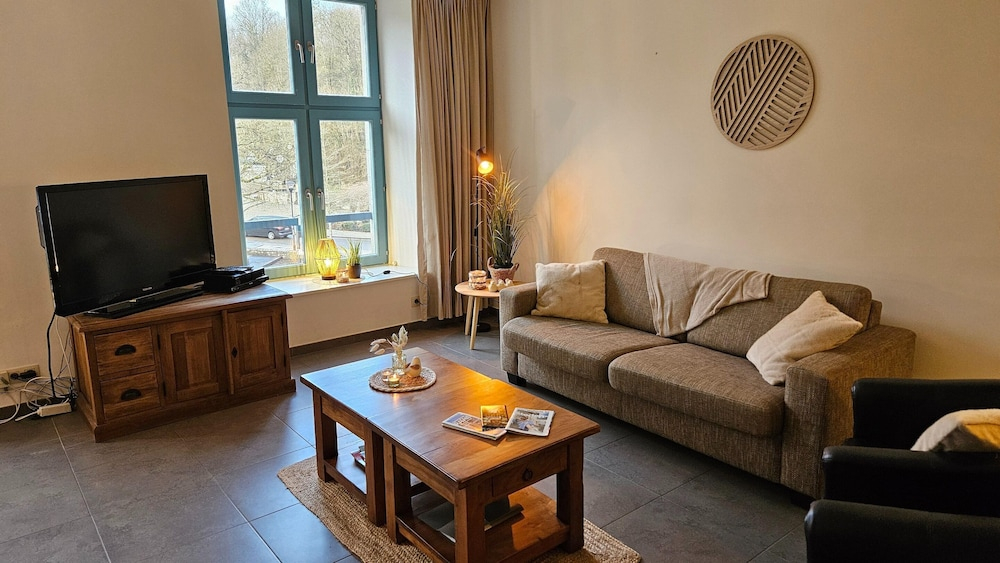 Spacious Durbuy Apartment for 6