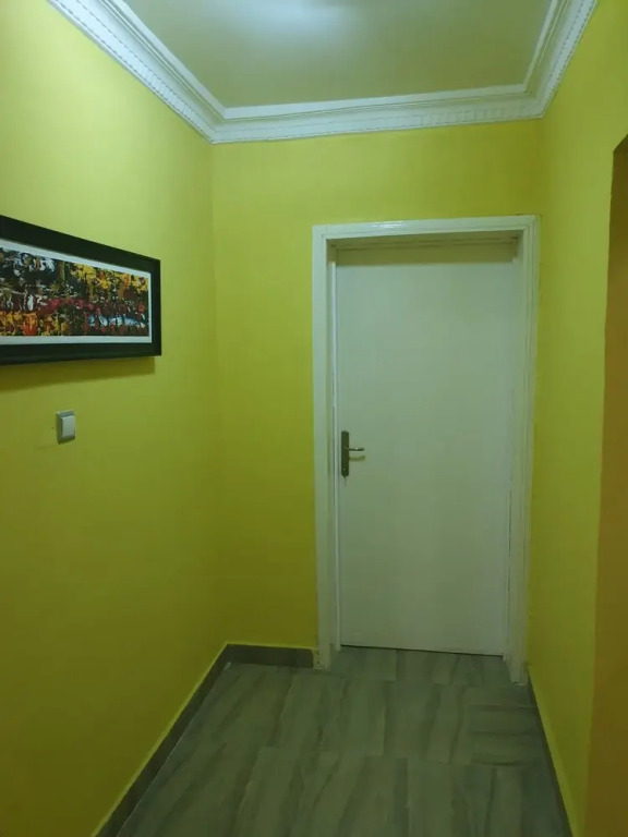 Sim court 1 safe court apartment