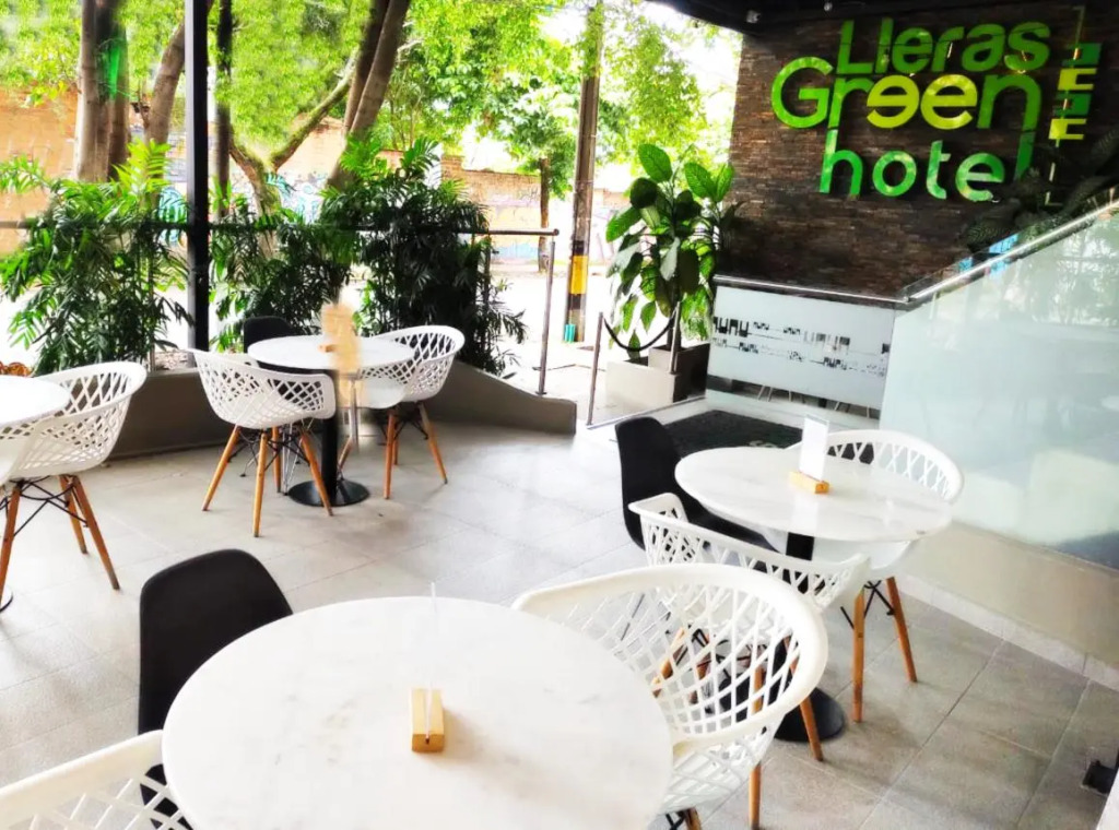 Lleras Green Hotel