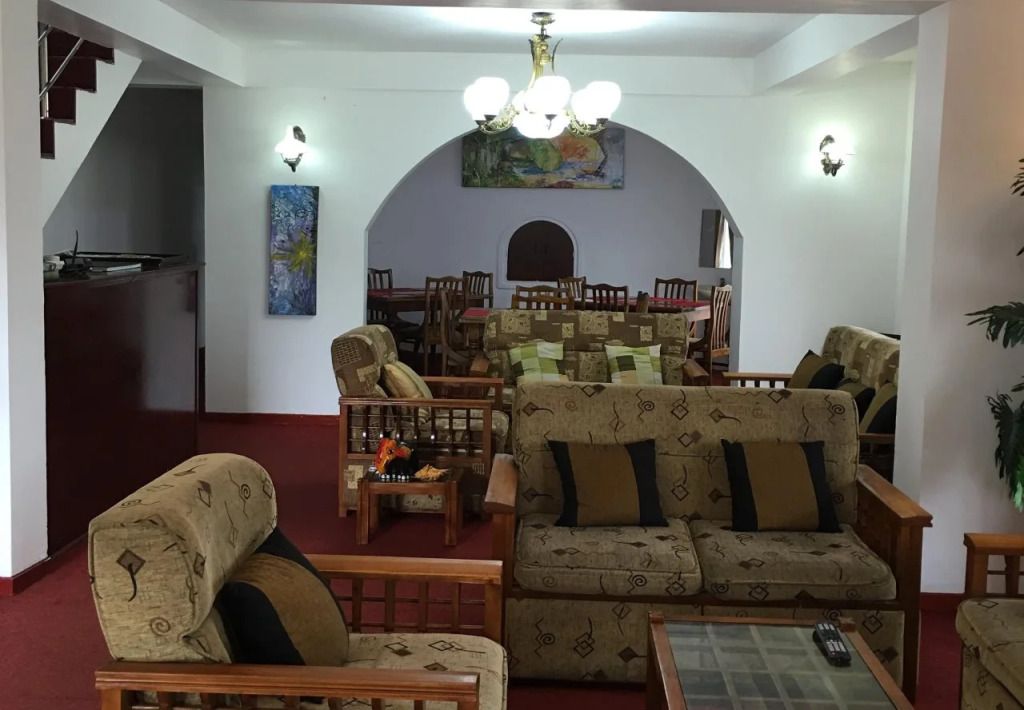 New Royal Mount Hotel