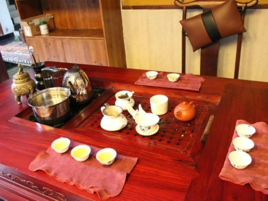 Zhen'Gan Club