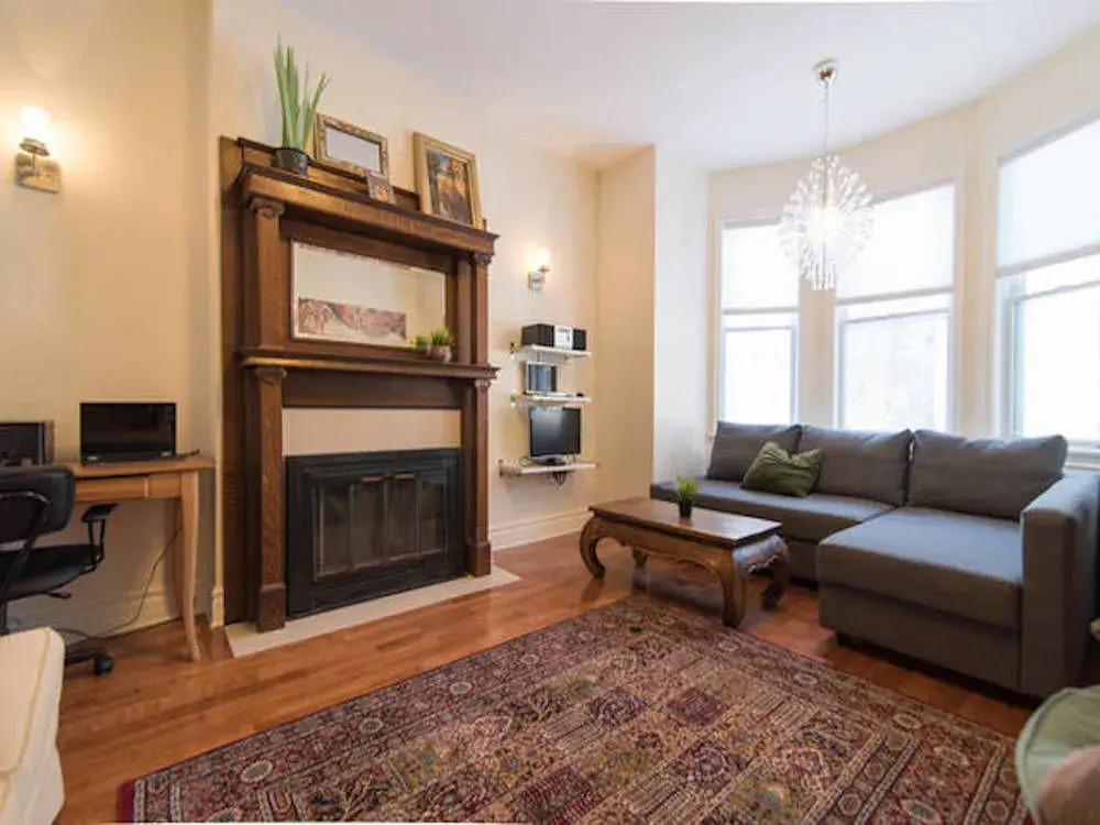 LM Stays - Nelson Street Apartment