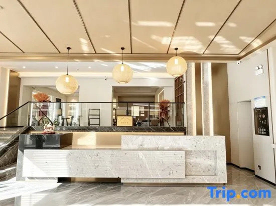 Borjin Cloud Slope Resort