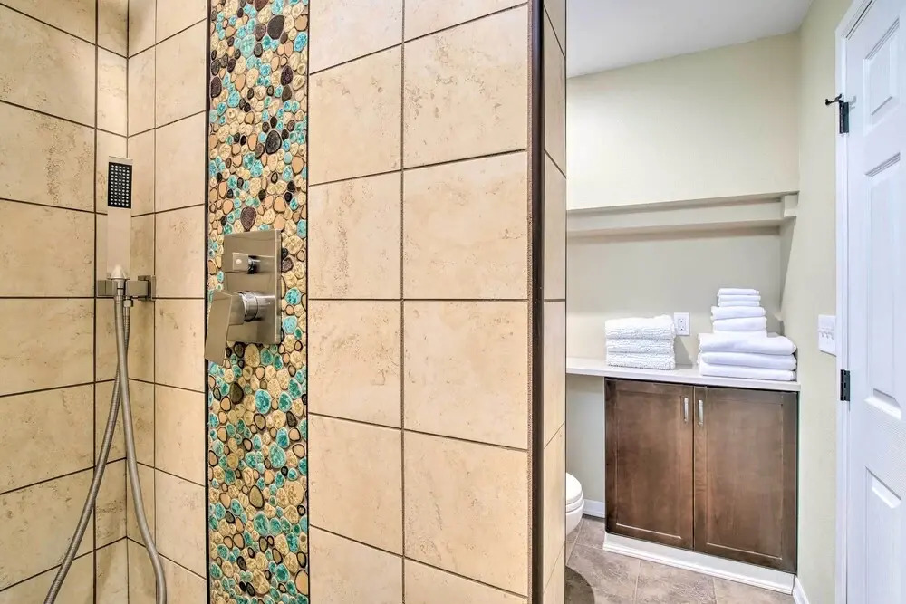 Cozy North Bend Getaway in Walkable Location!