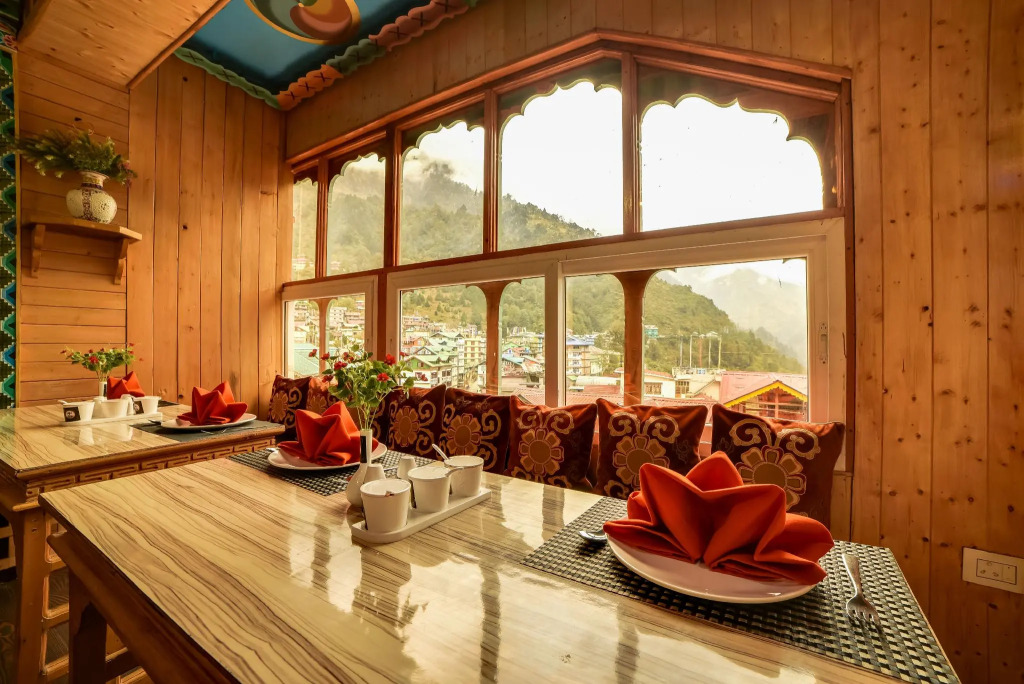 Summit Panghen Metok Hotel