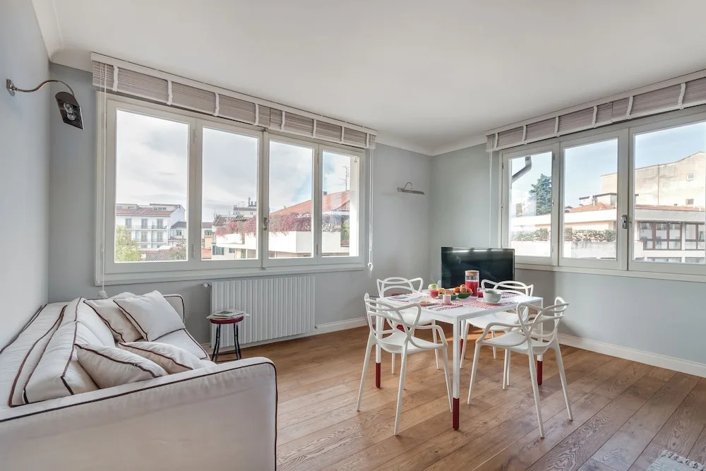 Lovely Apartment in Florence for 6 - Three Bedroom Apartment, Sleeps 6