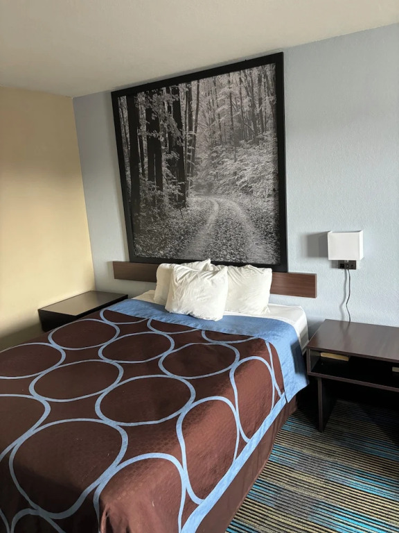 Super 8 by Wyndham Escanaba