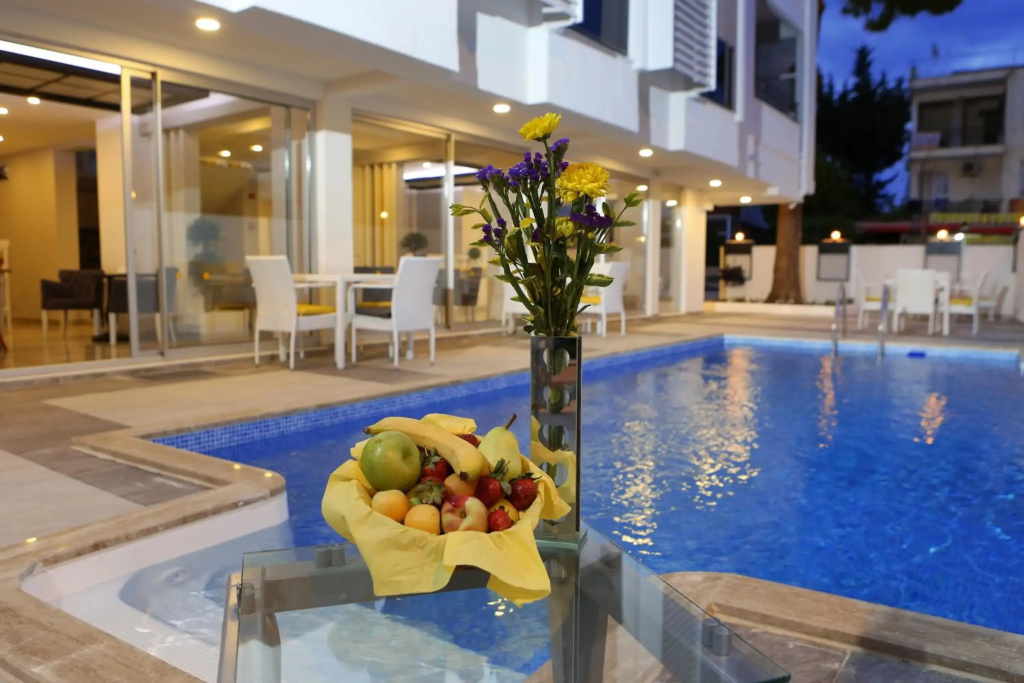 Letstay Hotel