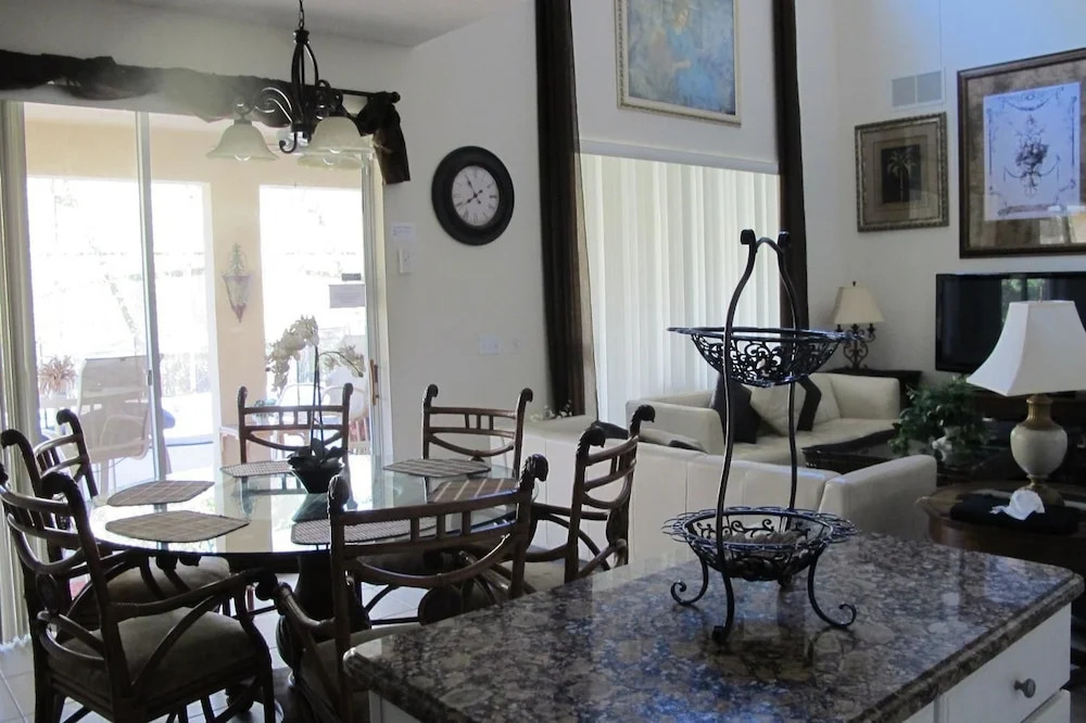 Emerald Island 6BR Pool GRoom LK51