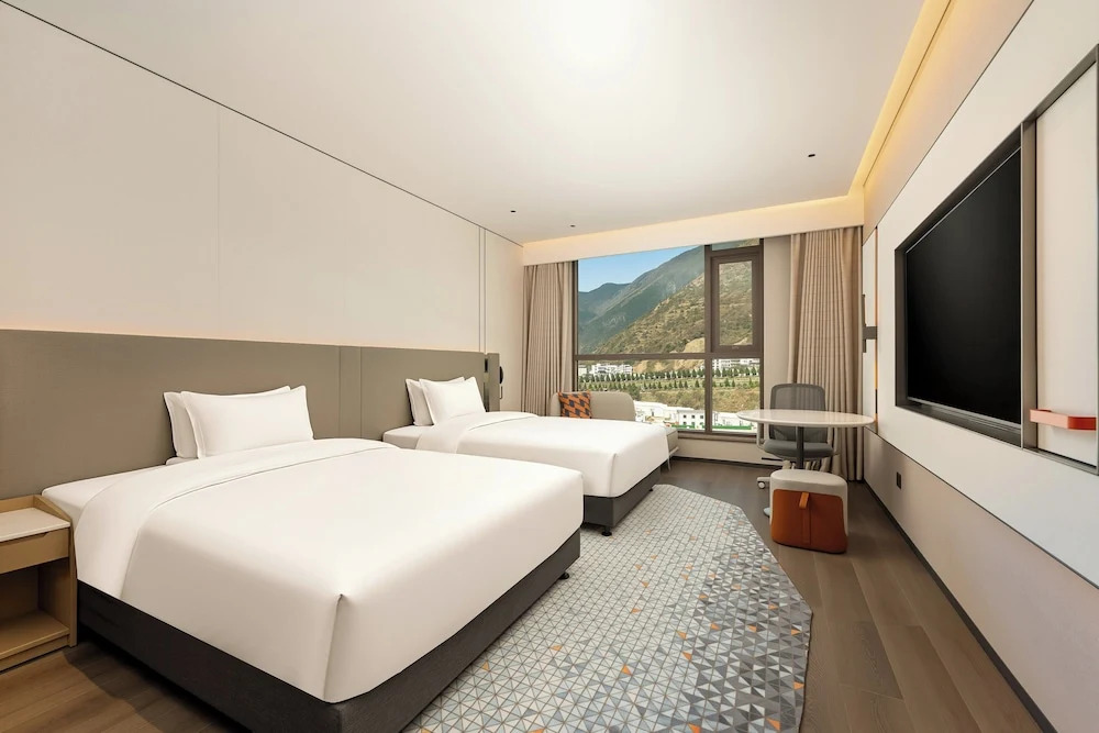 Holiday Inn Express Luding by IHG
