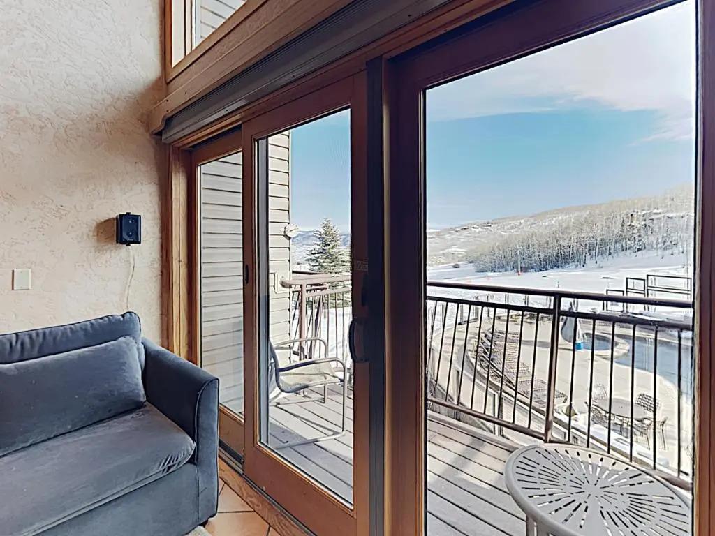 Timberline Condominium Studio Loft Deluxe Unit 314