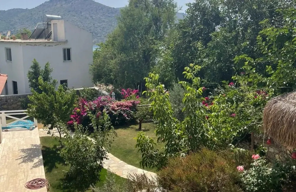 Stonehouse with Sea View and Garden in Bozburun