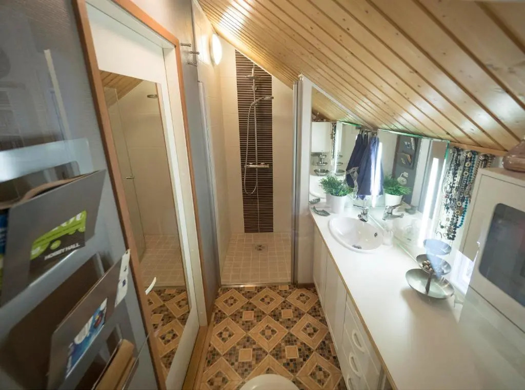 Aurora Arctic Villa By BookLapland