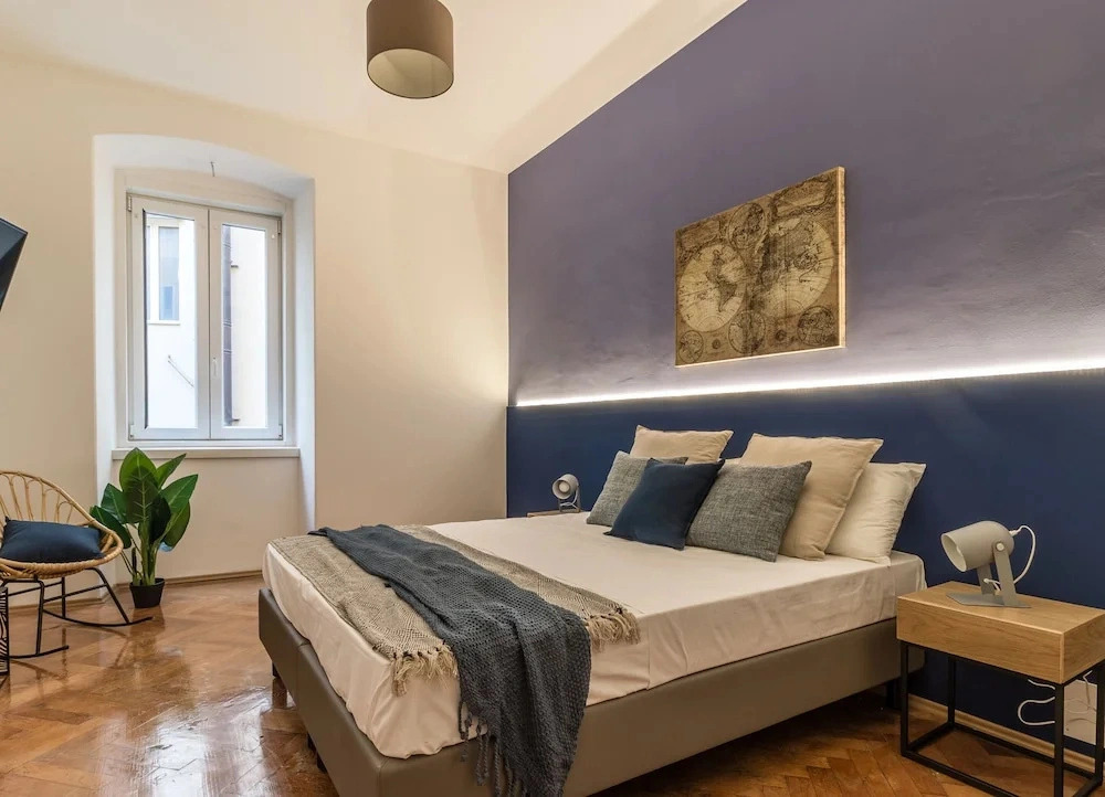 Ghiberti Apartments - Prussian Blue