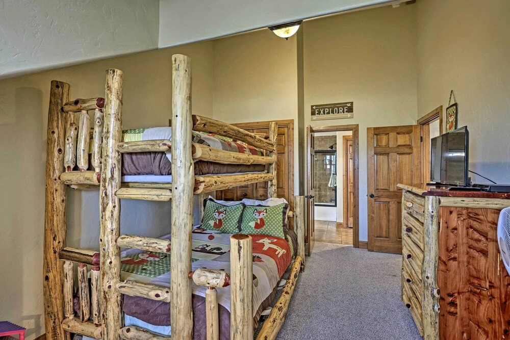 Golf, Ski & Hike: Luxe Group Getaway in Granby!