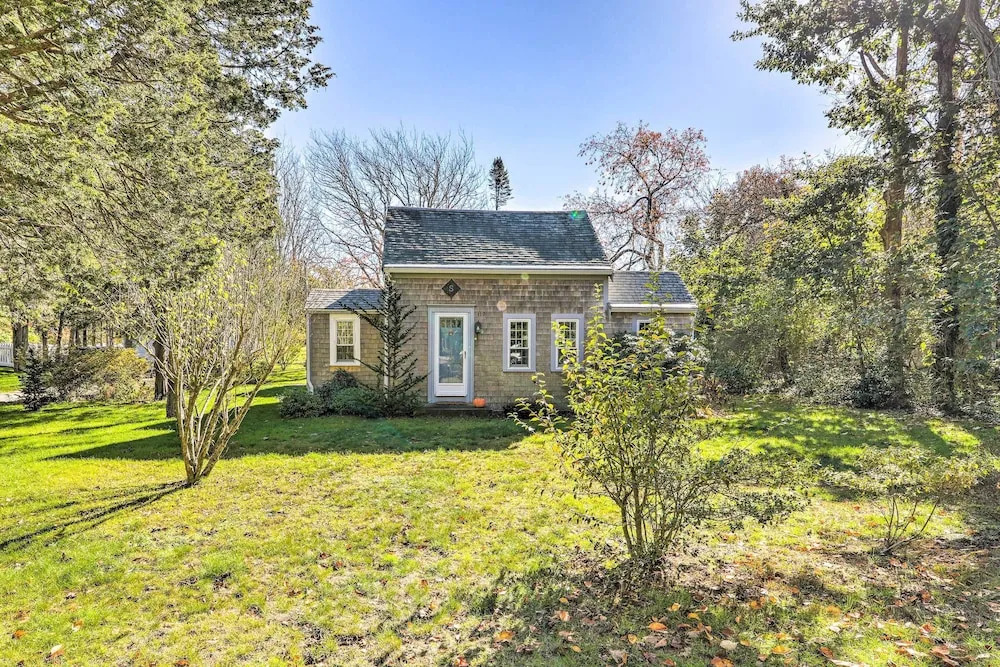 Walkable Dennis Cottage: 'the Blue Scallop'