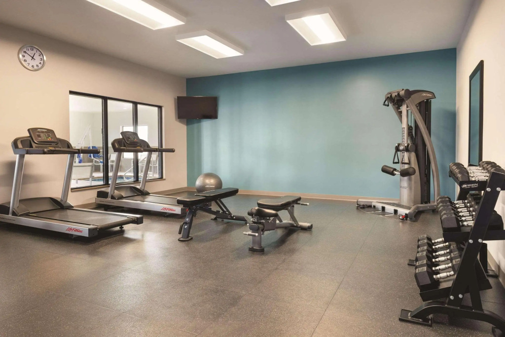 Fairfield by Marriott Inn & Suites Page