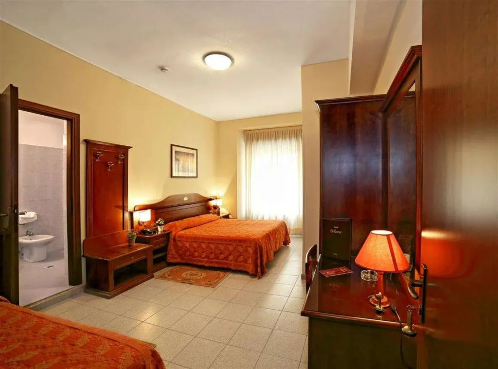 Отель Pavone