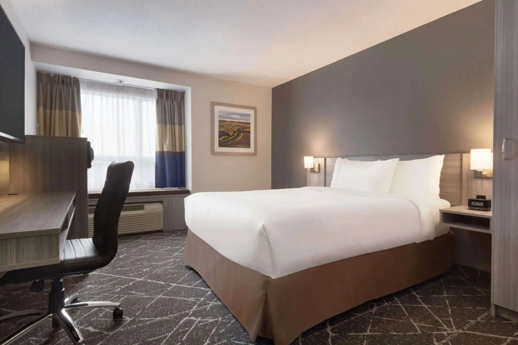Microtel Inn & Suites by Wyndham Lloydminster