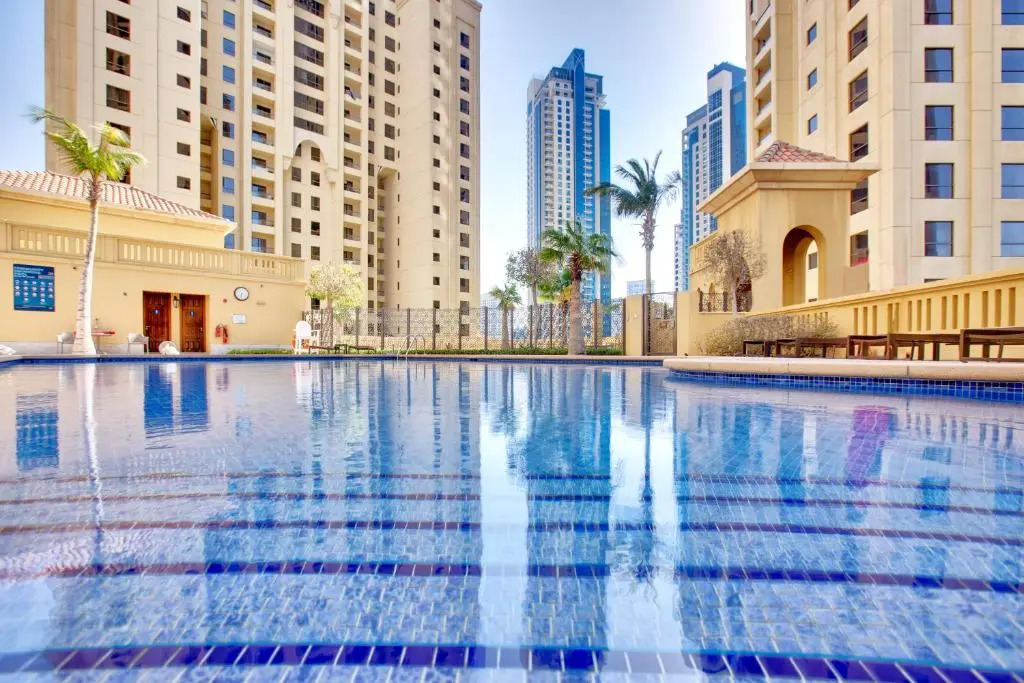 Apricus Holiday Homes -JBR Rimal 2BD in front of The Beach