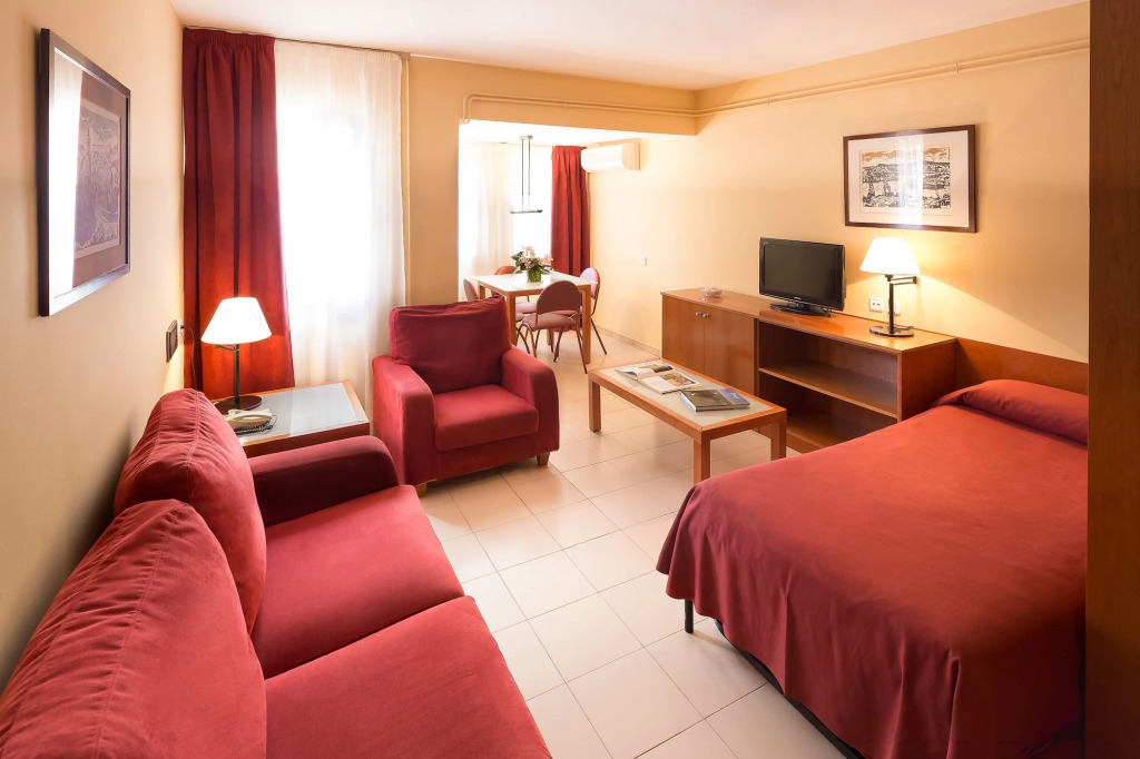 Aparthotel Bertrán