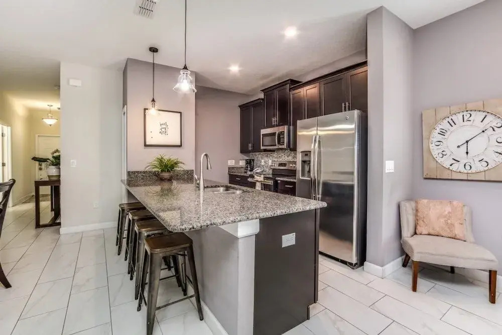 Amazing Story Lake Town Home Sleeps 11 5 Bedroom Townhouse by Redawning