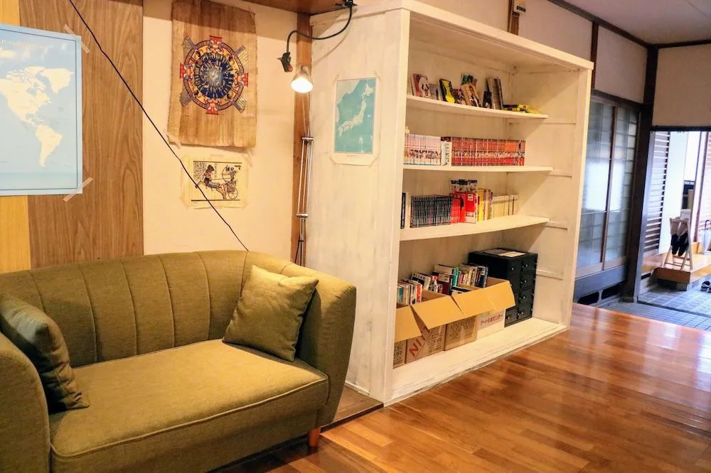 Guesthouse OBAMA21:00 - Hostel