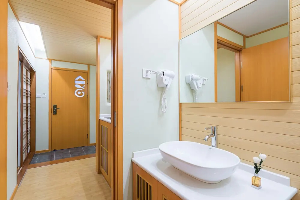 Lijiang Moreline Lodge
