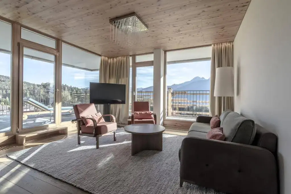 NIDUM - Casual Luxury Hotel