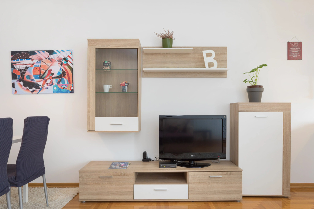 Cute and Sunny Studio in Zagreb With Balcony & Free Parking